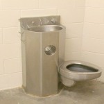 prison-toilet